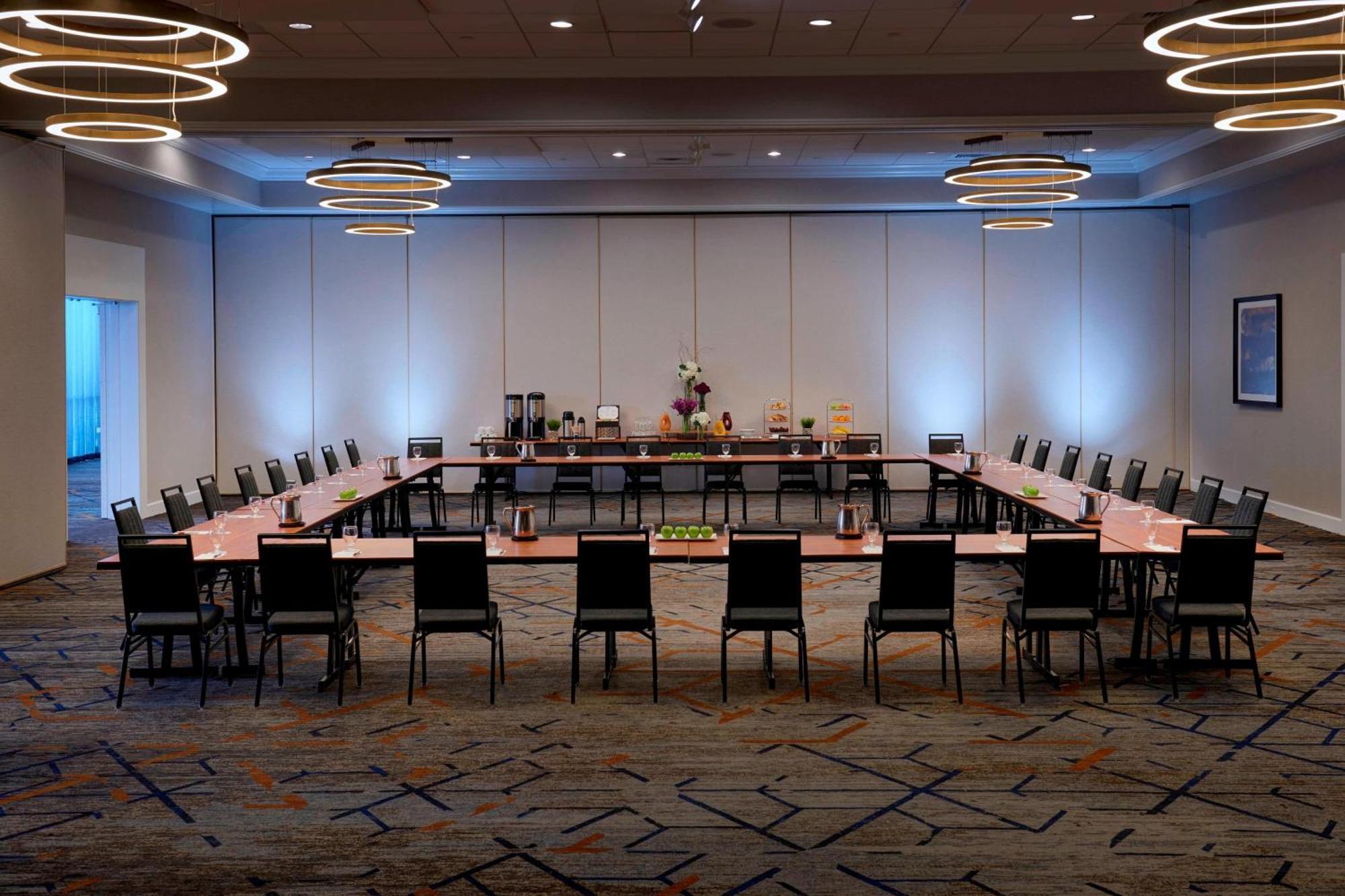 Kansas City Airport Marriott Bagian luar foto