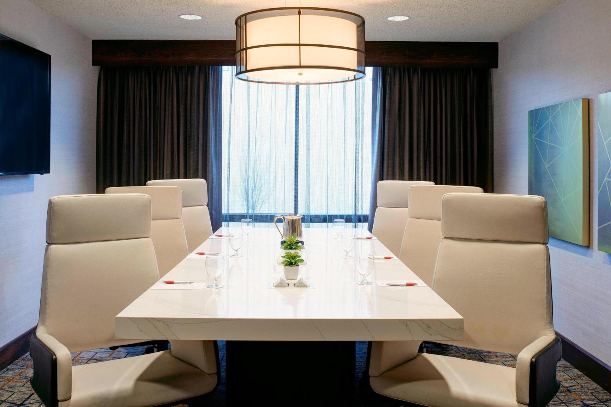 Kansas City Airport Marriott Bagian luar foto