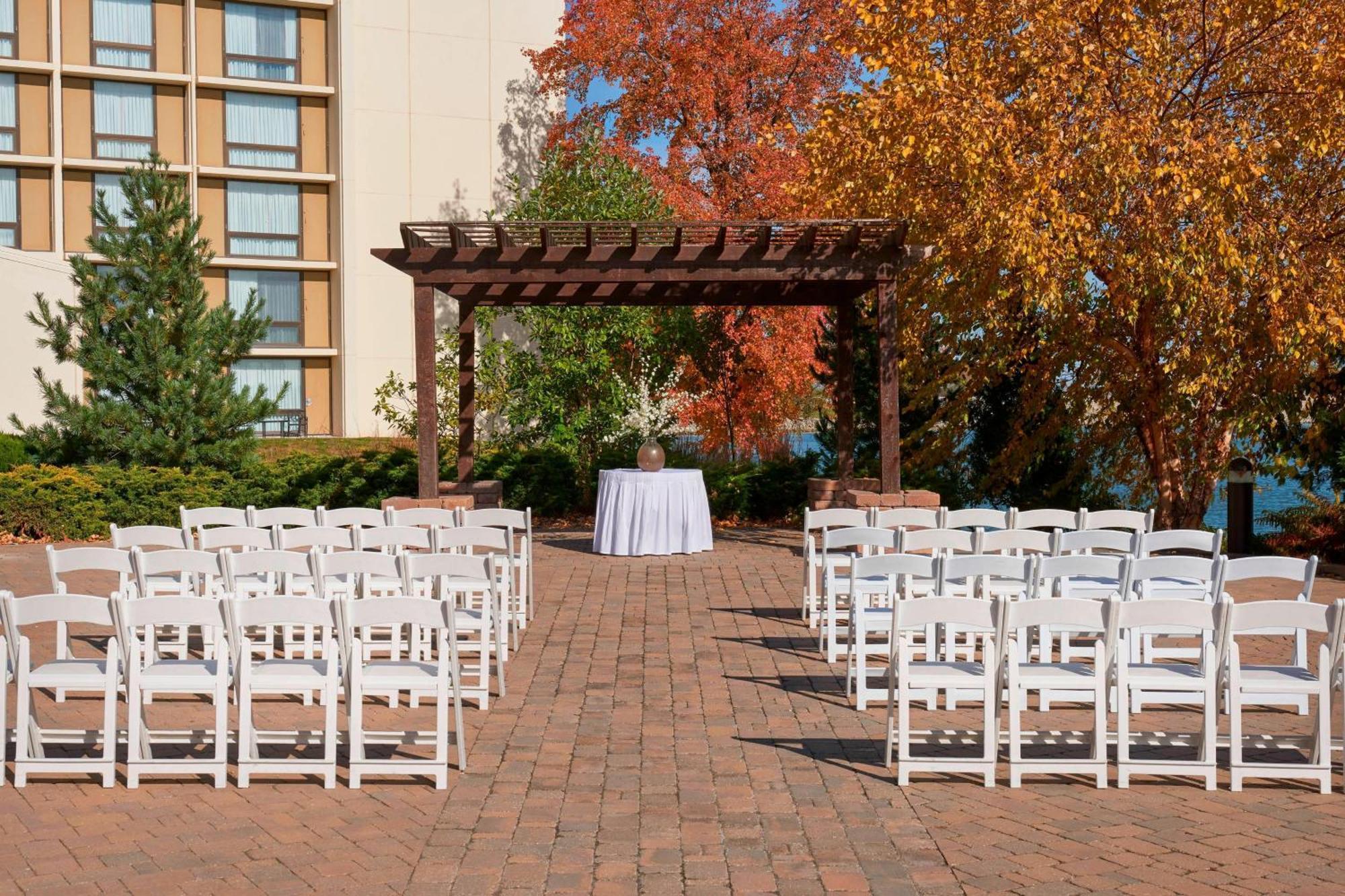 Kansas City Airport Marriott Bagian luar foto