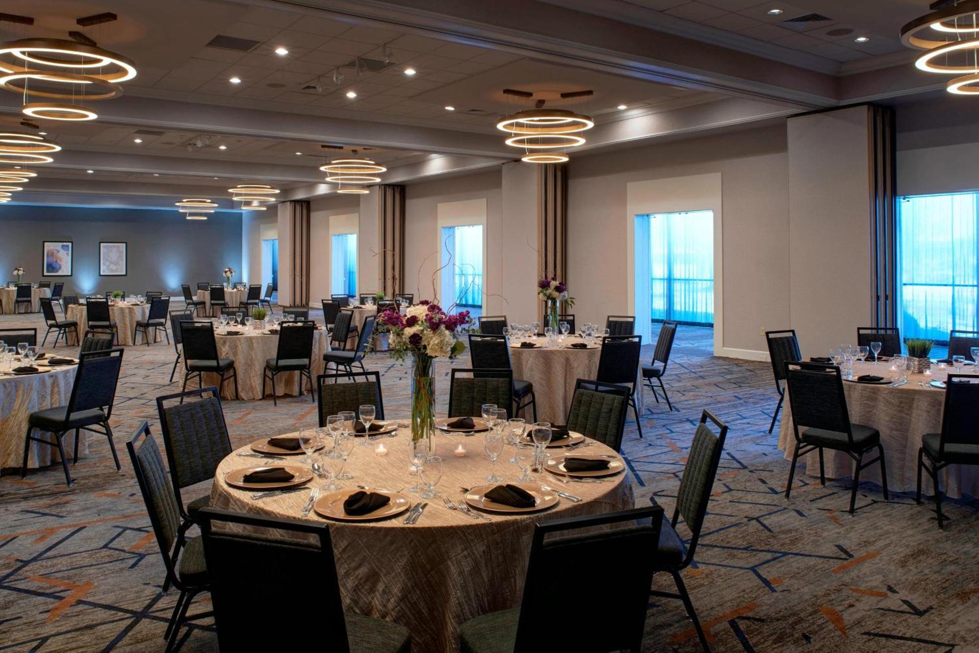 Kansas City Airport Marriott Bagian luar foto
